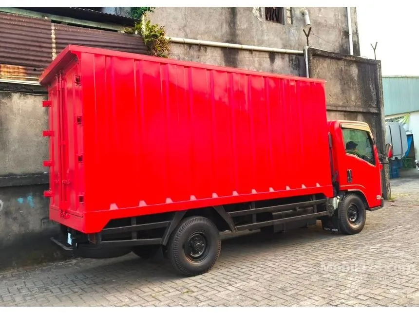 2022 Isuzu Elf NLR L Truck