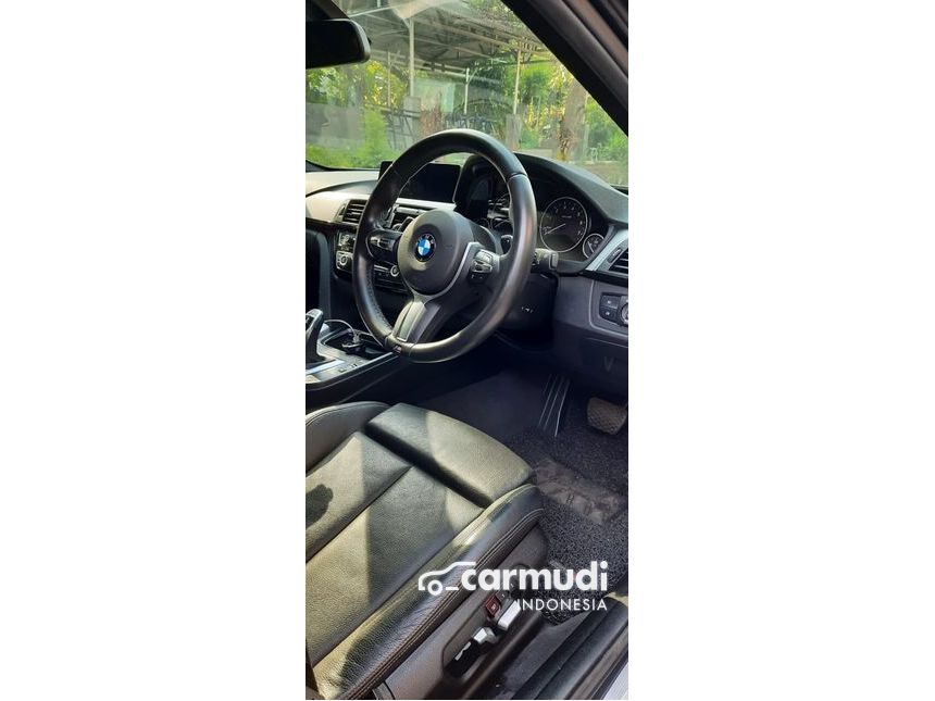 2016 BMW 330i M Sport Sedan