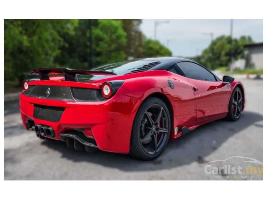 2013 Ferrari 458 Italia Coupe