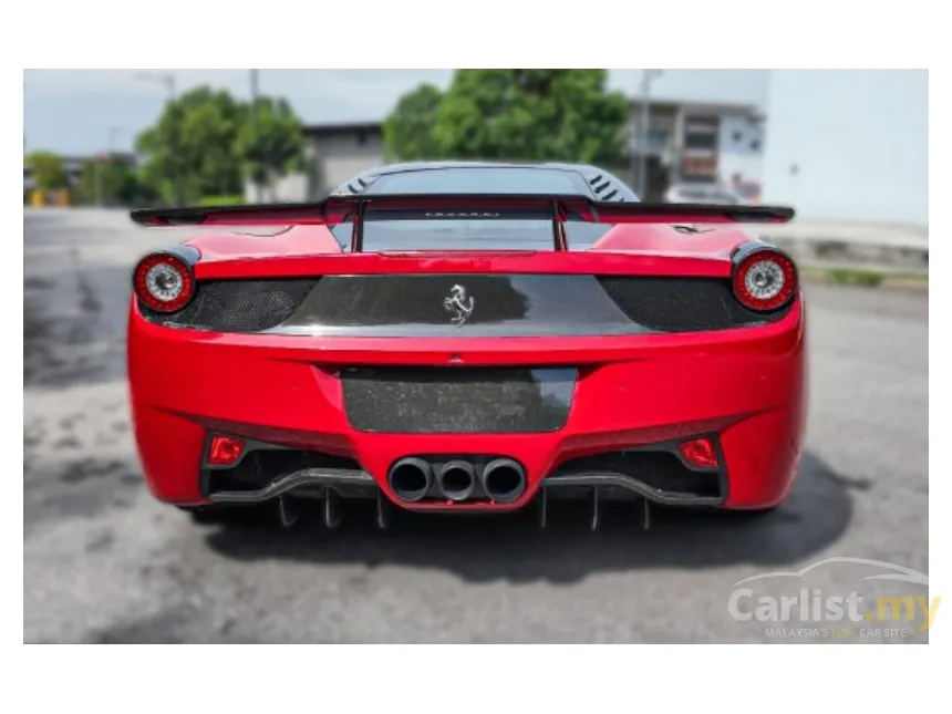 2013 Ferrari 458 Italia Coupe