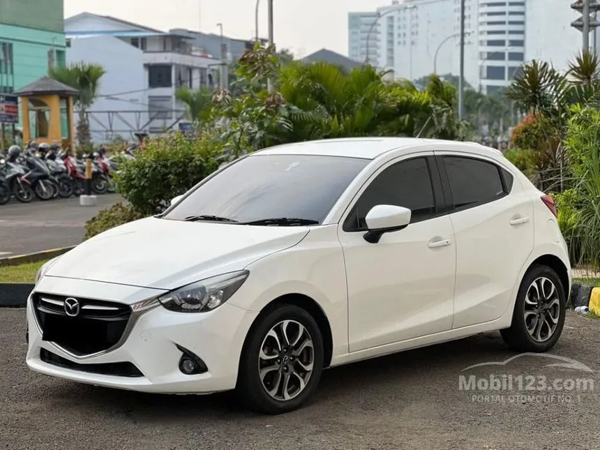 Jual Mobil Mazda 2 2015 GT 1.5 Di DKI Jakarta Automatic Hatchback Putih ...