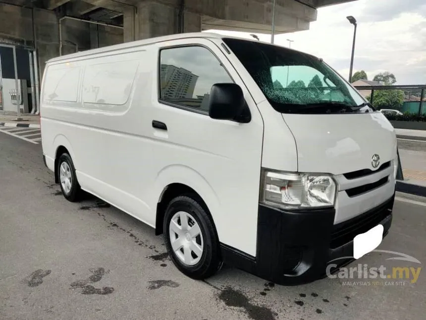 Toyota hiace deals high roof 2016