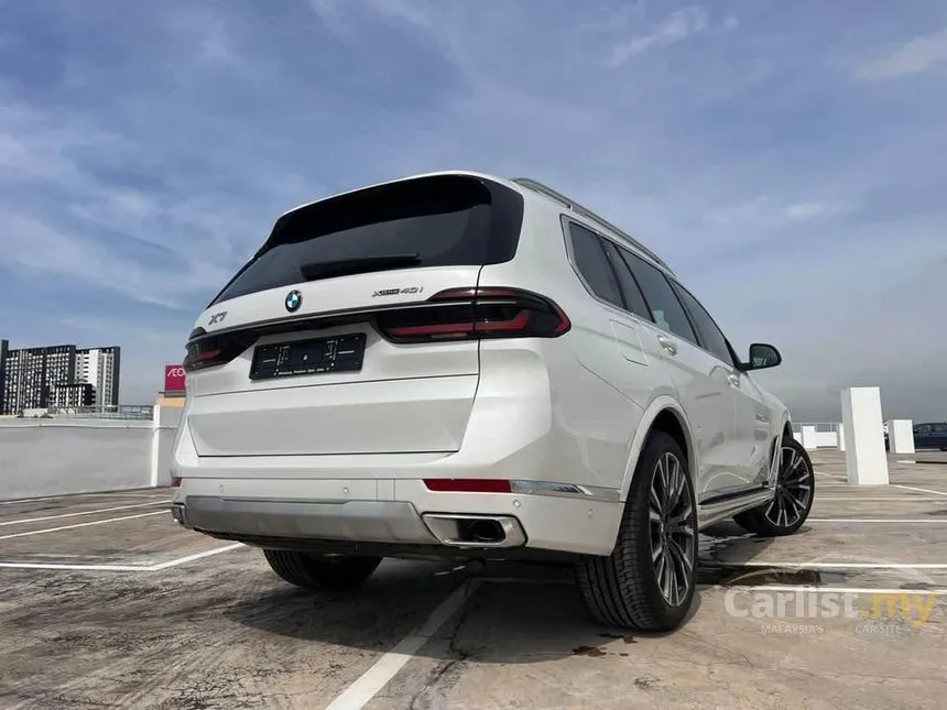 2025 BMW X7 xDrive40i Pure Excellence SUV