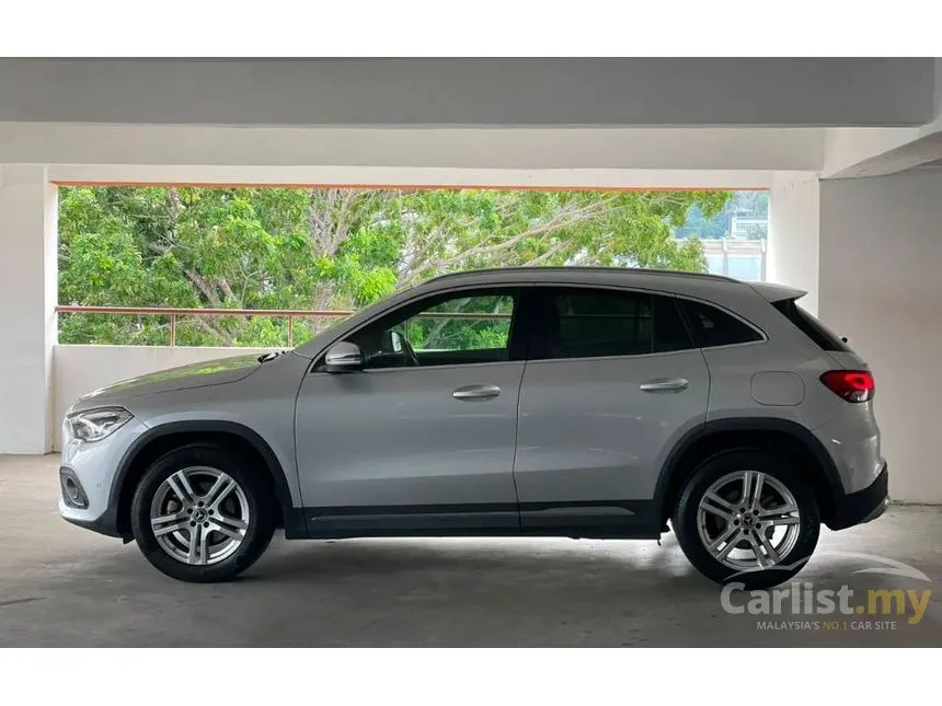 2022 Mercedes-Benz GLA200 Progressive Line SUV