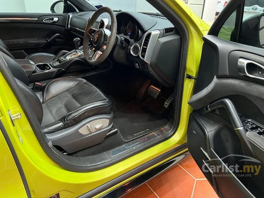 2015 Porsche Cayenne GTS SUV