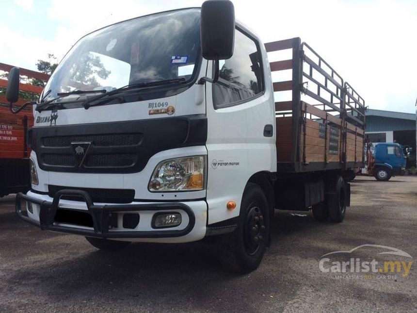 Bison BJ 1049 2011 4.0 in Johor Manual Lorry White for RM 
