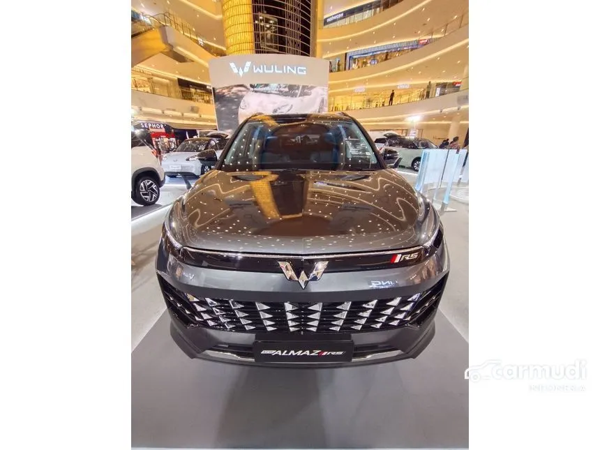 2024 Wuling Almaz RS Pro Wagon