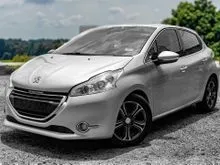 [ULTRA SMOOTH + FREE GIFTS] 2014 Peugeot 208 1.6 Allure 5 Door Hatchback