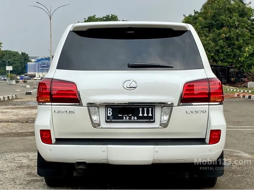 2011 Lexus LX 570 SUV