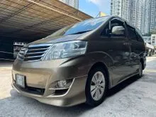 Toyota Alphard 2.4(A) Sunroof// 2 Power Doors// Black 8 seats //  All Ori