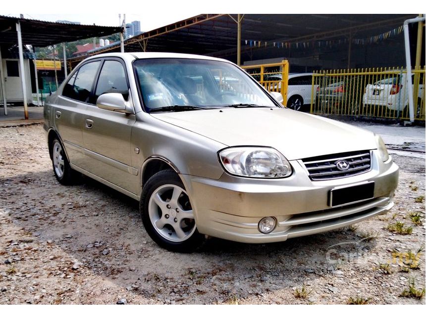 Hyundai accent 2004 год