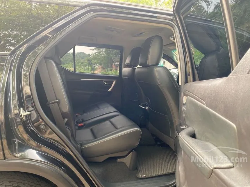 2022 Toyota Fortuner VRZ 4X2 SUV