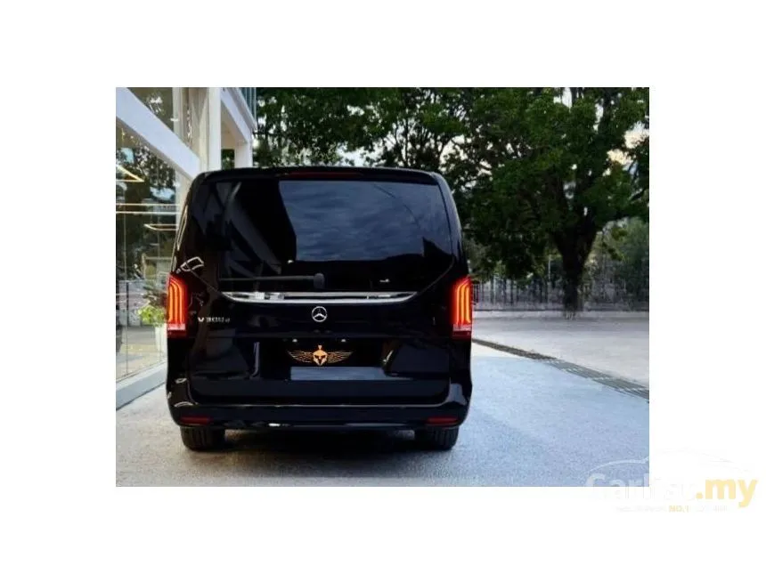 2023 Mercedes-Benz V300 D AMG Line Senzati Exclusive XLWB MPV