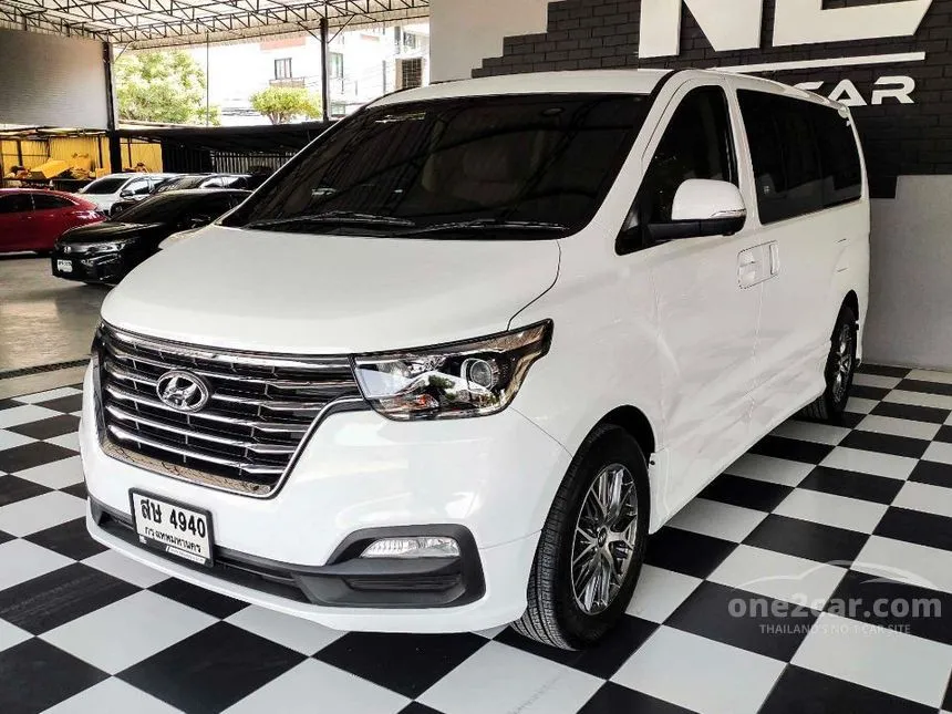 2018 Hyundai Grand Starex Premium Wagon