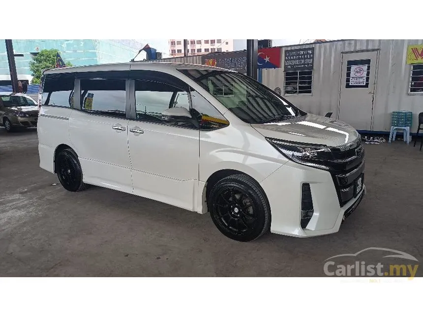 2018 Toyota Noah MPV