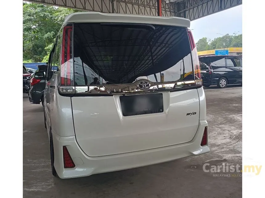 2018 Toyota Noah MPV