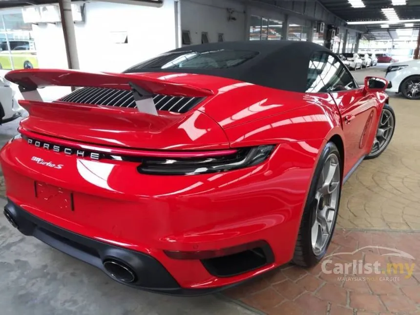 2022 Porsche 911 Turbo S Coupe