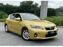 2011 Lexus CT 200h 1.8 Luxury / Original Paint / Low Mileage / Full Service Record
