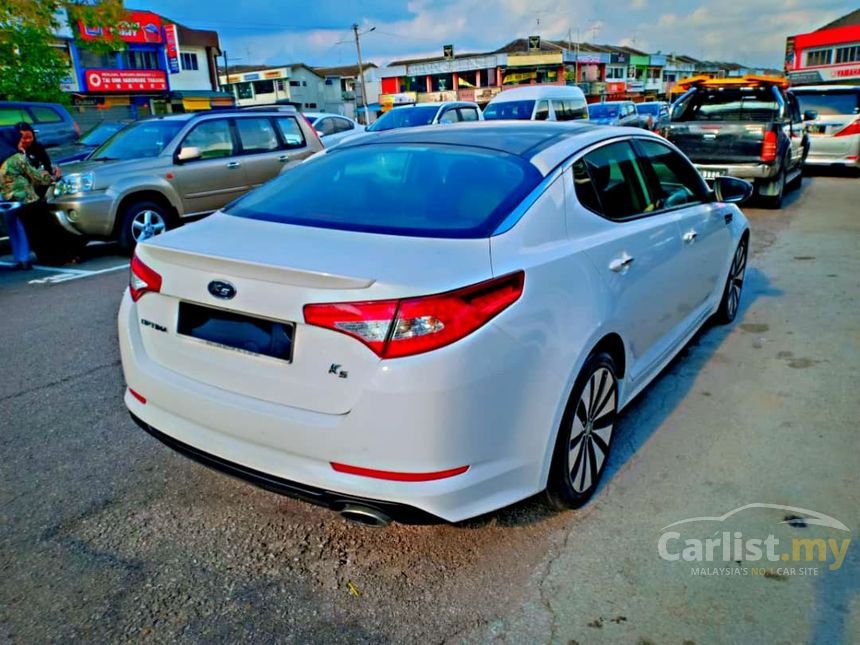 Kia Optima K5 2013 2.0 in Johor Automatic Sedan White for RM 54,800