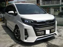 2018 Toyota Noah 2.0 Si WXB 3 New Facelift 2 Power Doors Pre Crash LTA Cruise Control Android 7 Seater Semi Leather Pearl White Fully Loaded