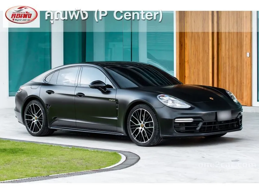 2023 Porsche Panamera 4 E-Hybrid Sedan
