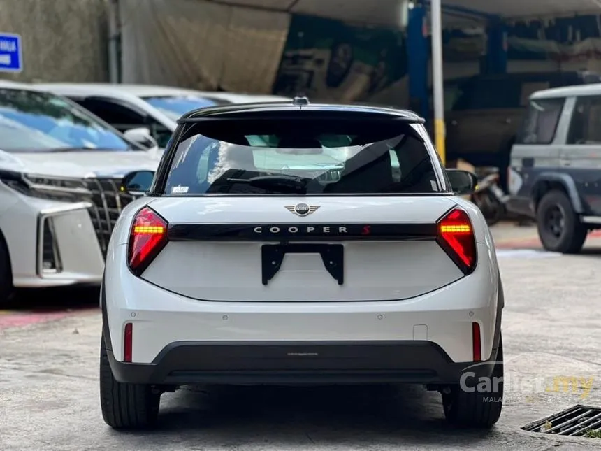2024 MINI Cooper S 3 Door Hatchback