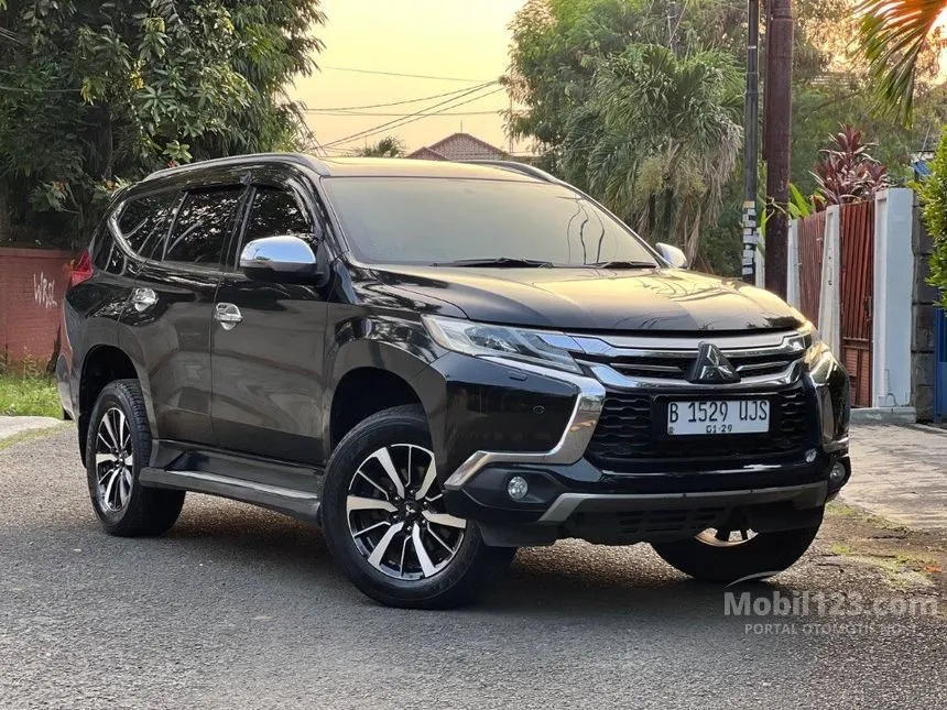 Jual Mobil Mitsubishi Pajero Sport 2018 Dakar 2.4 di Jawa Barat Automatic SUV Hitam Rp 417.000.000