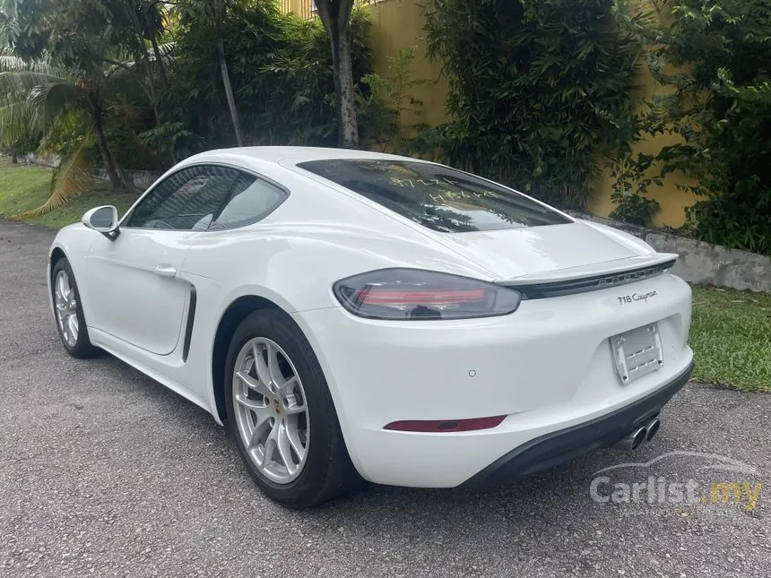 2022 Porsche 718 Cayman Coupe