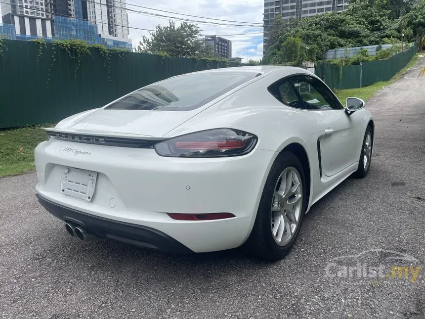 2022 Porsche 718 Cayman Coupe