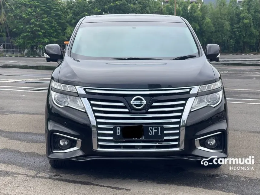 2014 Nissan Elgrand Highway Star MPV