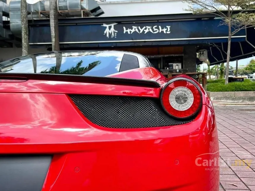 2011 Ferrari 458 Italia Coupe