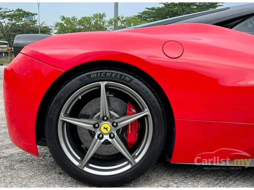 2011 Ferrari 458 Italia Coupe
