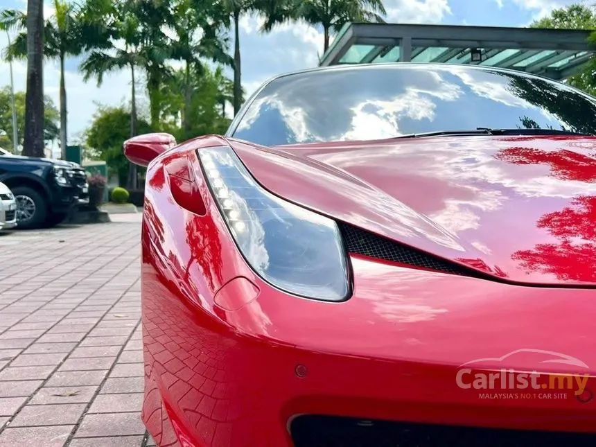 2011 Ferrari 458 Italia Coupe