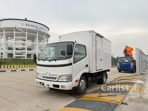 2026 Hino 300 4.0 Lorry