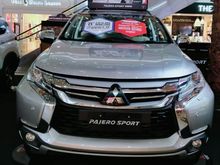 BIGPROMO Mitsubishi Pajero Sport 2,4 Dakar Ultimate SUV