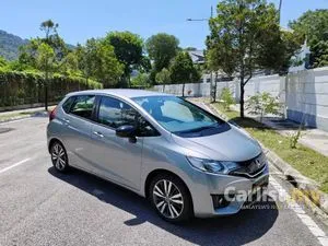 2016 Honda Jazz 1.5 V Hatchback