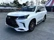 Recon [ Black Sequence Style ] 2019 Lexus LX570 5.7 SUV / Mark Levinson Surround Sound System / sunroof / Cooler / Heater Seat