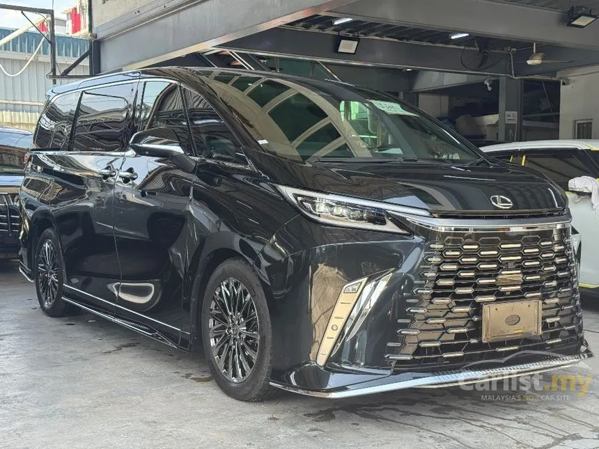 2024 Lexus LM 500h Version L 6 Seater MPV