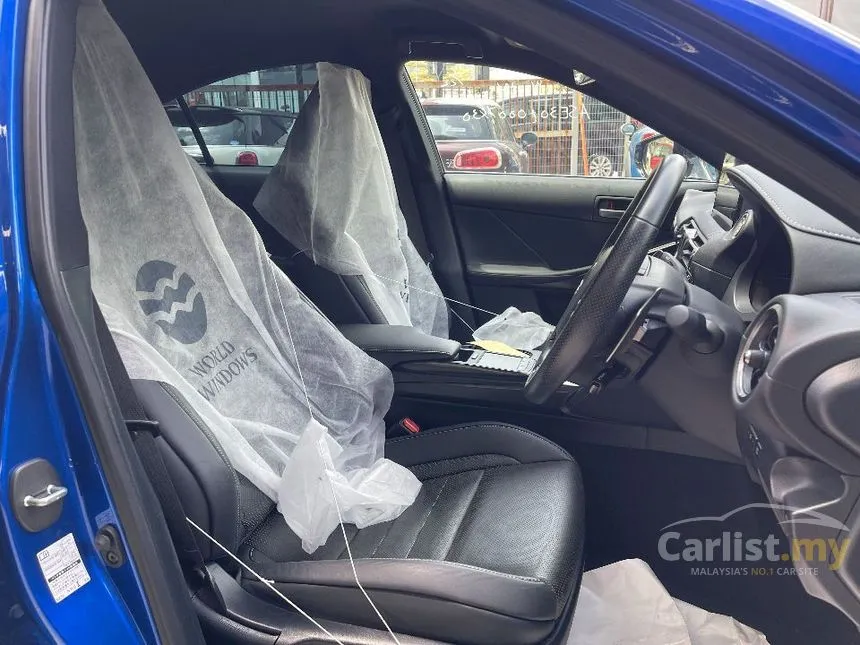 2021 Lexus IS 300 F Sport Sedan