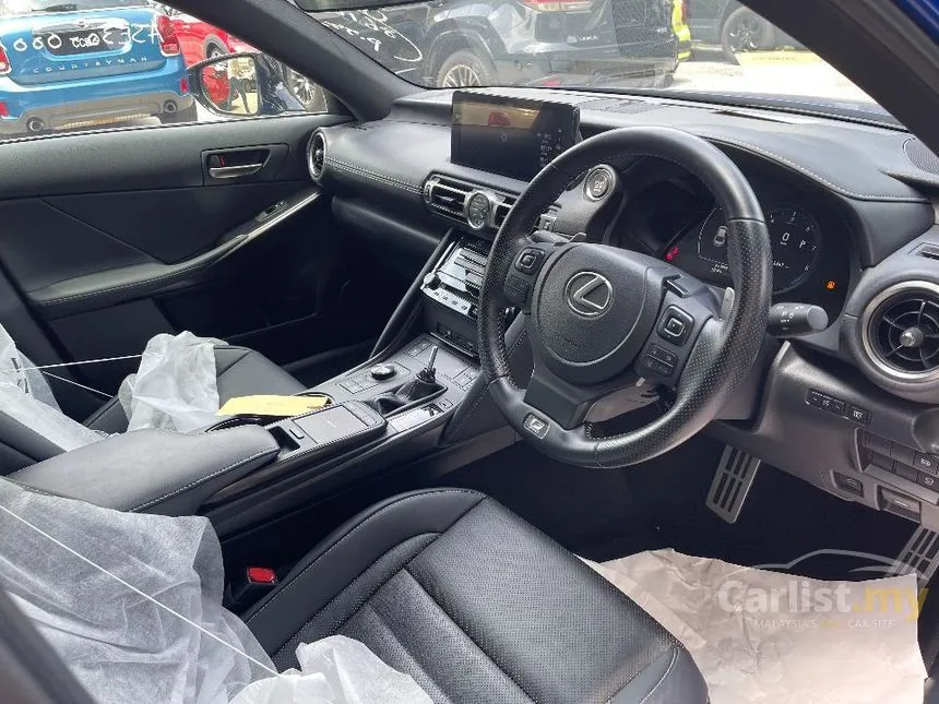 2021 Lexus IS 300 F Sport Sedan
