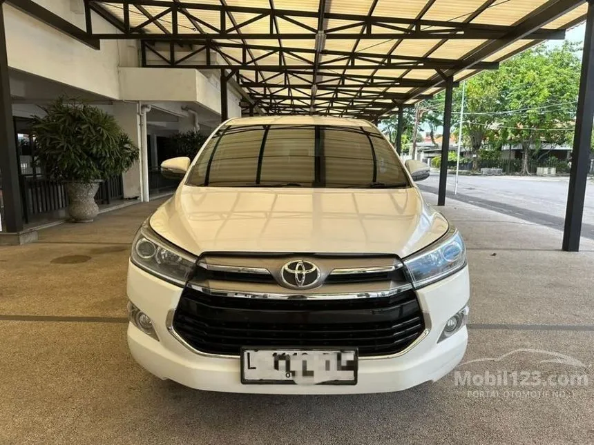 Jual Mobil Toyota Kijang Innova 2017 V 2.4 di Jawa Timur Automatic MPV Putih Rp 340.000.000