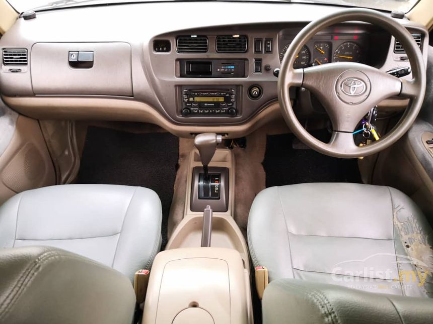 2003 Toyota Unser LGX MPV