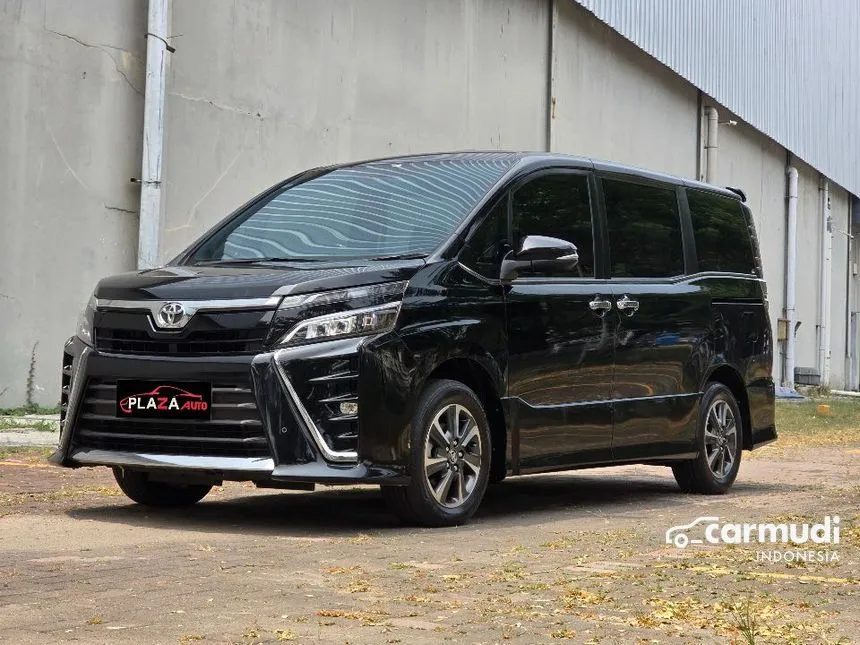 2019 Toyota Voxy MPV