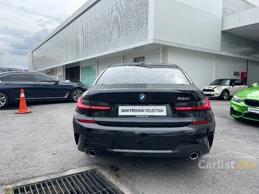 2021 BMW 330i M Sport Driving Assist Pack Sedan