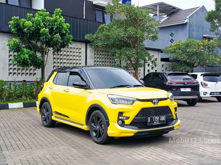 Jual Mobil Toyota Raize 2022 GR Sport 1.0 di Jawa Barat Automatic Wagon Kuning Rp 215.000.000