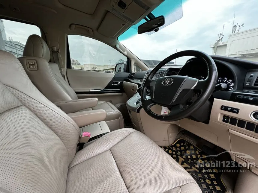 2014 Toyota Alphard G G MPV