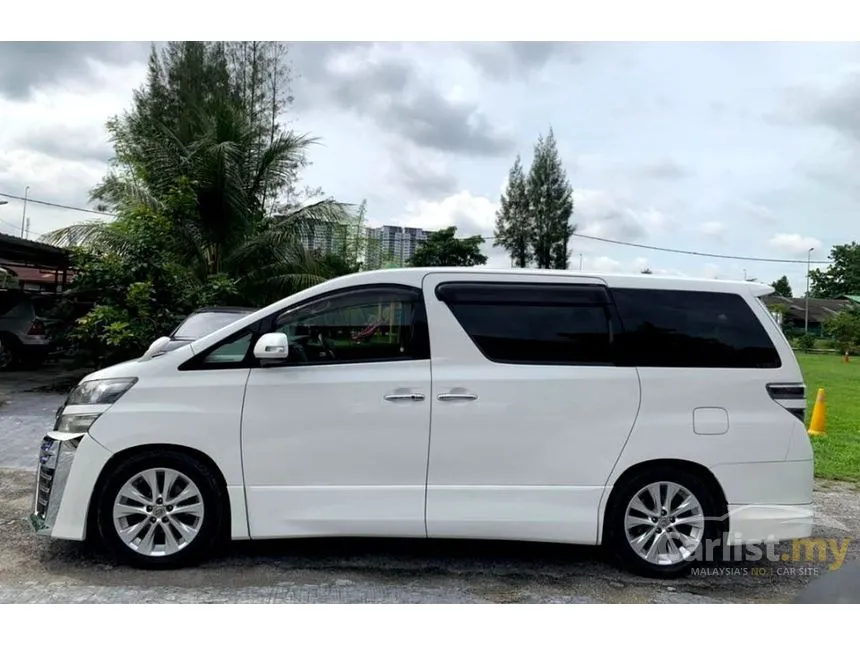 2011 Toyota Vellfire Z Platinum MPV