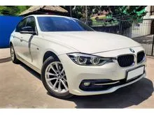 2016 BMW 320i 2.0 LCI DP CEPER Kredit Data KTP daerah dibantu Siap Pakai Bergaransi