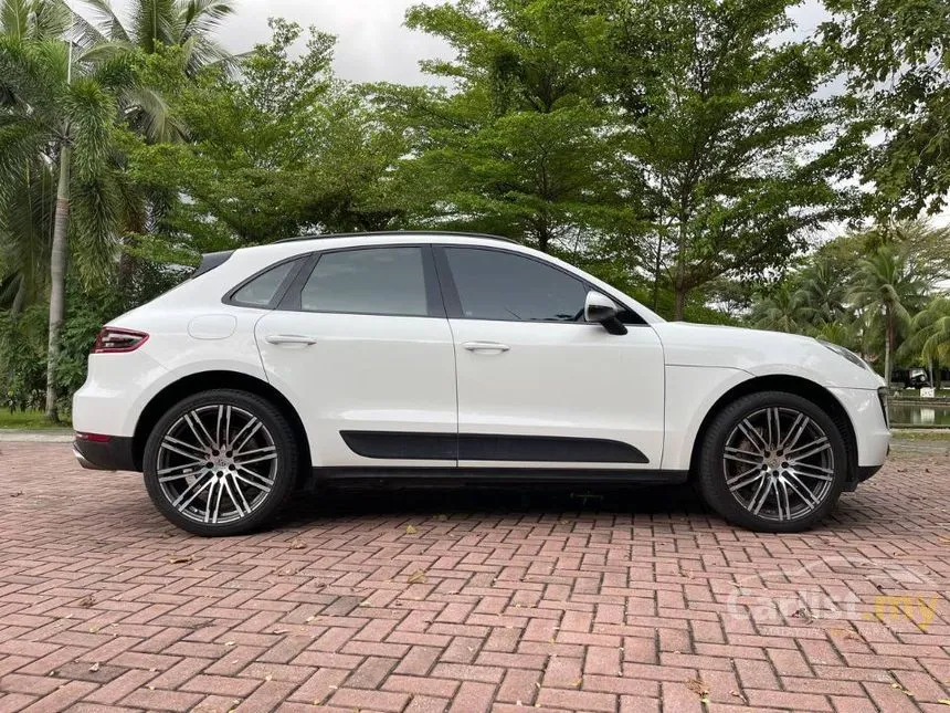 2015 Porsche Macan S SUV