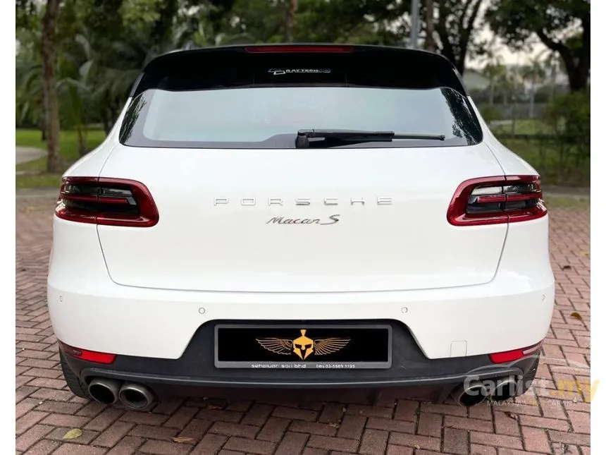2015 Porsche Macan S SUV